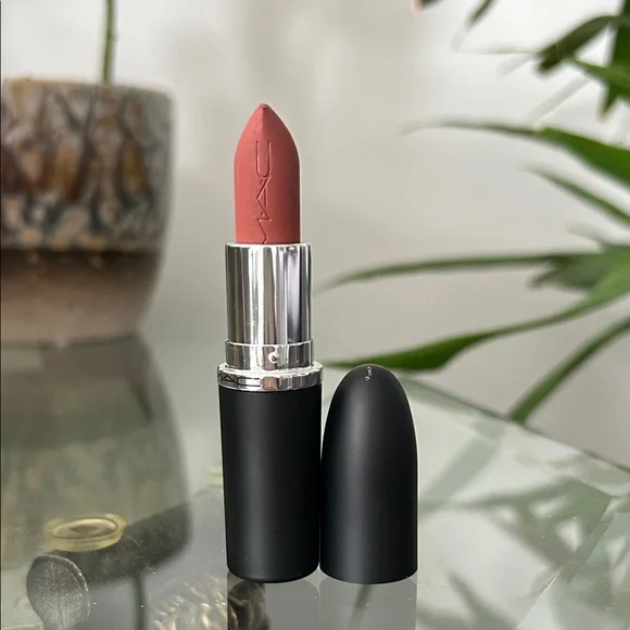 MAC Warm Teddy - Picture 1 of 4